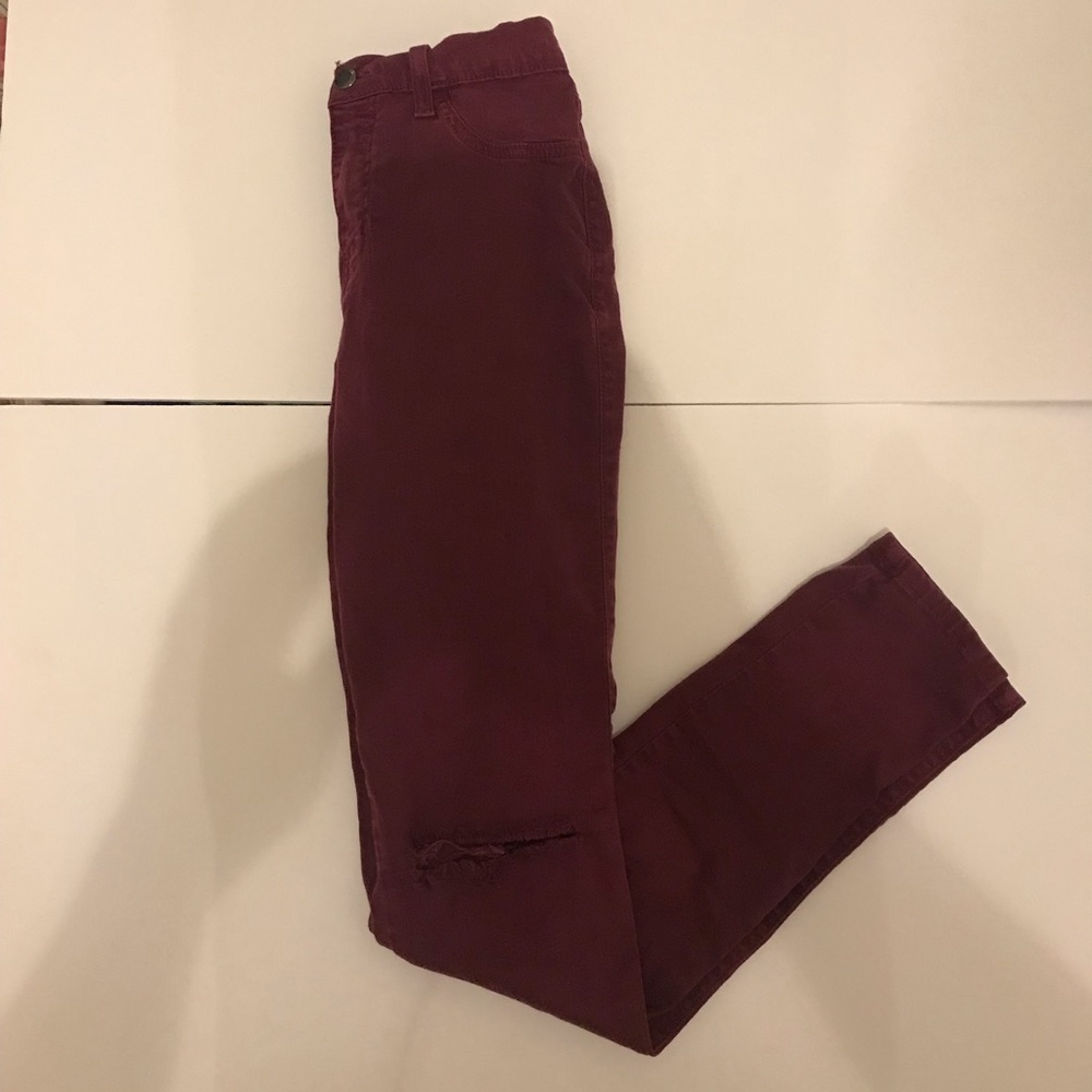 FASHION NOVA BURGUNDY DISTRESSED JEANS